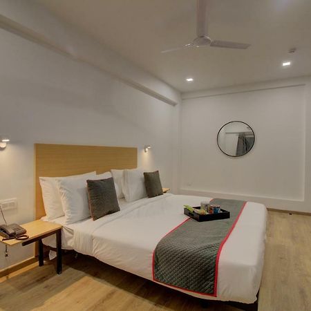 Townhouse Oak Kopar Khairane Navi Mumbai Formerly Ivy Hotel Exterior foto
